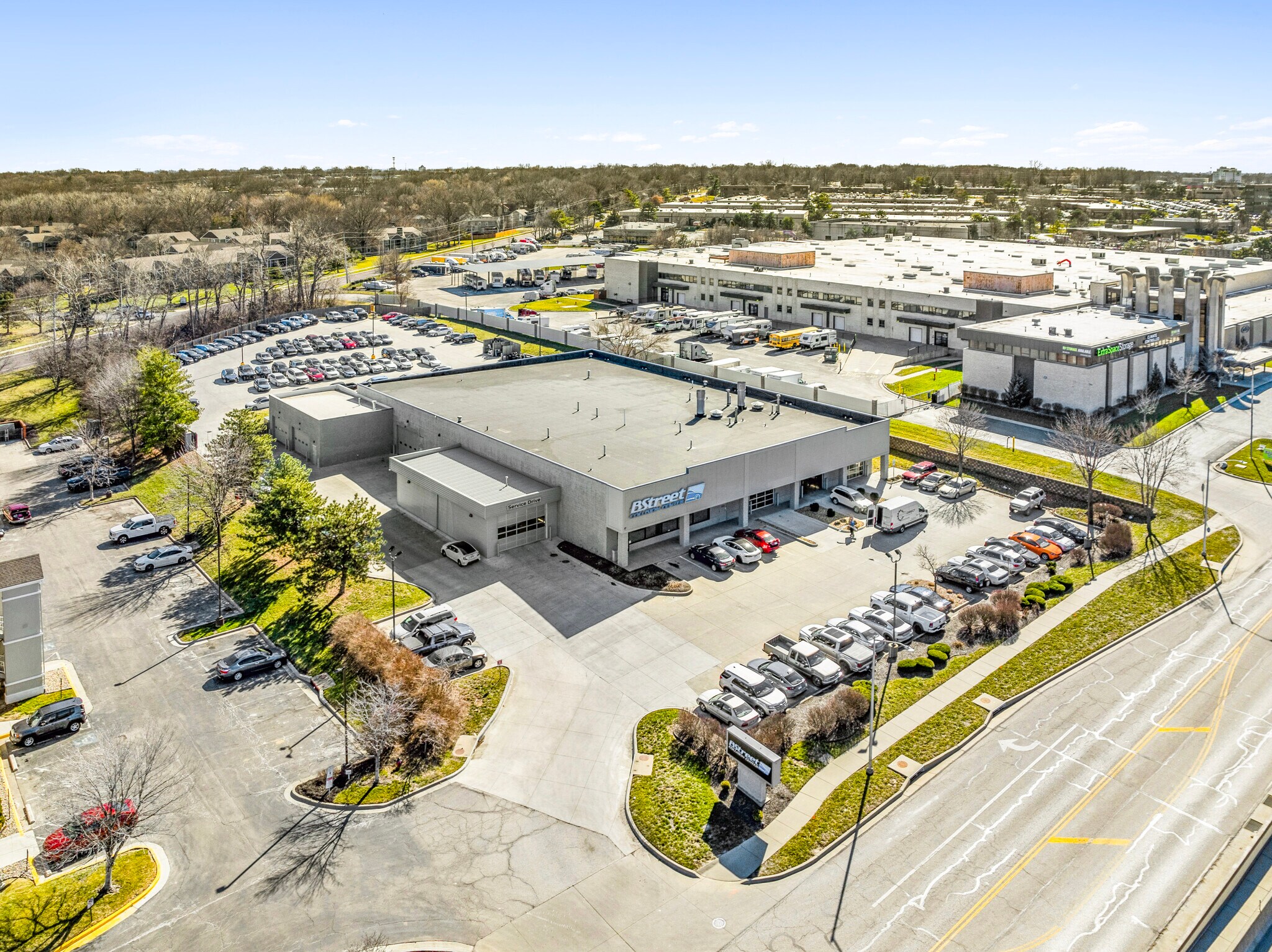 8035 Lenexa Dr, Lenexa, KS for sale Building Photo- Image 1 of 1