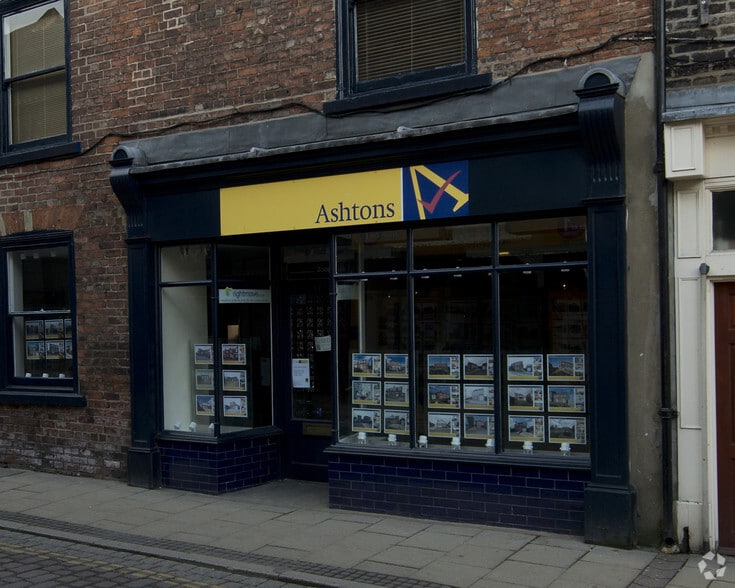 17 Finkle St, Selby to rent - Building Photo - Image 2 of 4