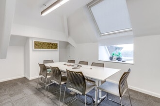 St. Georges Rd, Bolton to rent Interior Photo- Image 2 of 4