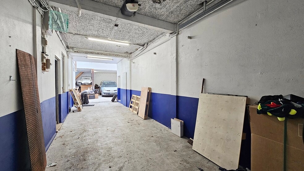 Light Industrial in Saint-Maur-des-Fossés to rent - Building Photo - Image 2 of 17