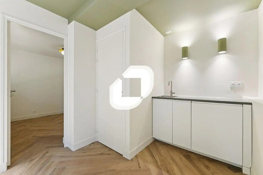 Office in Paris for sale - Building Photo - Image 3 of 15