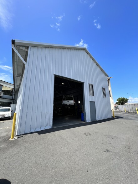 501 Sumner St, Honolulu, HI for sale - Building Photo - Image 2 of 7