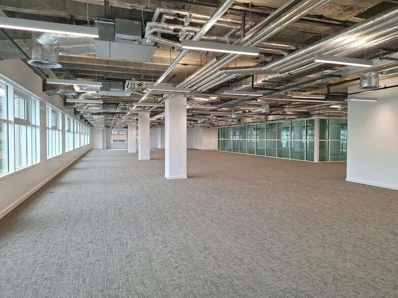 66 Prescot St, London to rent - Building Photo - Image 3 of 18