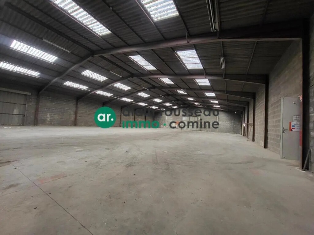 Location Local d'activités 1 130 m² - Photo 1