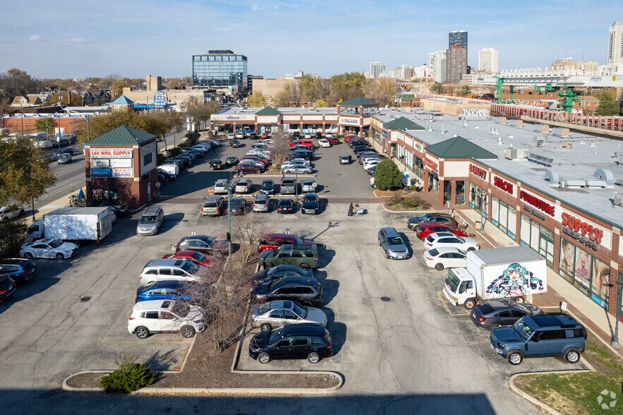 4853-4883 N Broadway St, Chicago, IL for rent - Building Photo - Image 3 of 5