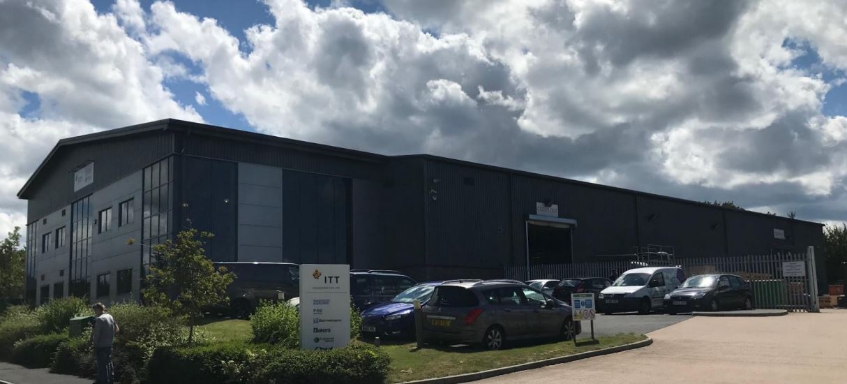 16 Weycroft Ave, Axminster for sale Primary Photo- Image 1 of 1