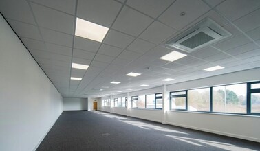 K53 Acornfield Rd, Liverpool to rent Interior Photo- Image 2 of 5