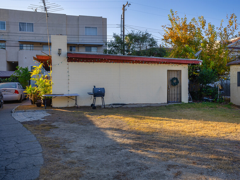 2309 N Niagara St, Burbank, CA for sale - Primary Photo - Image 1 of 17