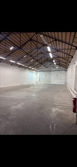 Light Industrial in Lyon for sale - Building Photo - Image 1 of 3