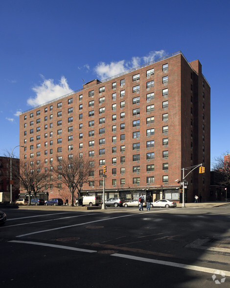 2070 Adam Clayton Powell Jr Blvd, New York, NY for sale - Primary Photo - Image 1 of 1