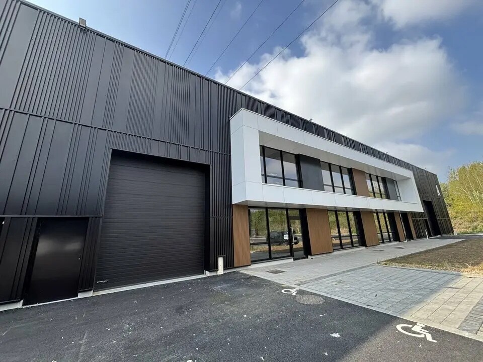 Light Industrial in Bondues for sale Building Photo- Image 1 of 9