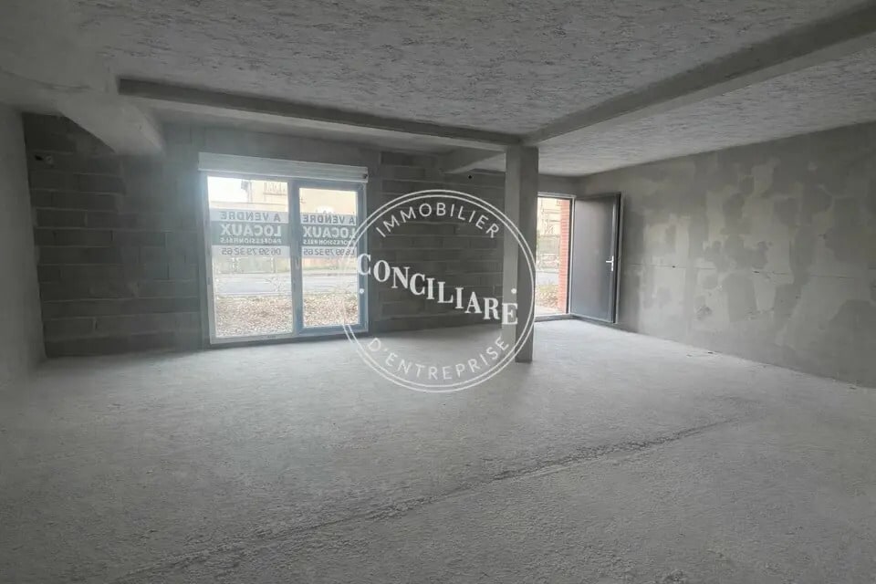 Vente Commerce 58 m² - Photo 1
