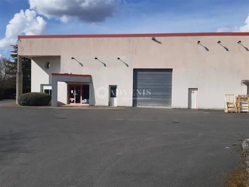 Vente Local d'activités 1 160 m² - Photo 1