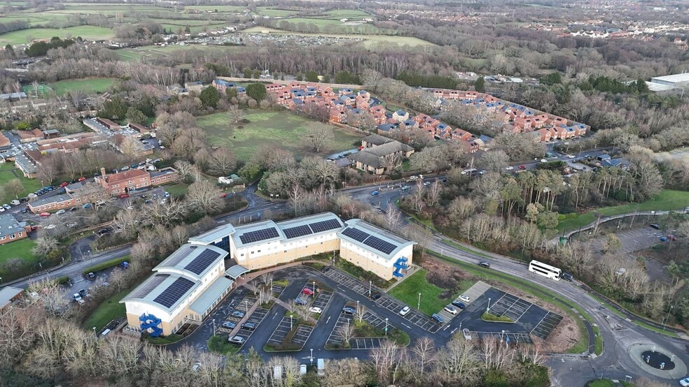 Botley Road, Southampton for sale - Aerial - Image 2 of 6