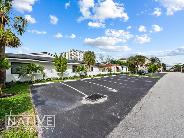 3305 SE 5th St, Pompano Beach, FL for sale - Building Photo - Image 2 of 46