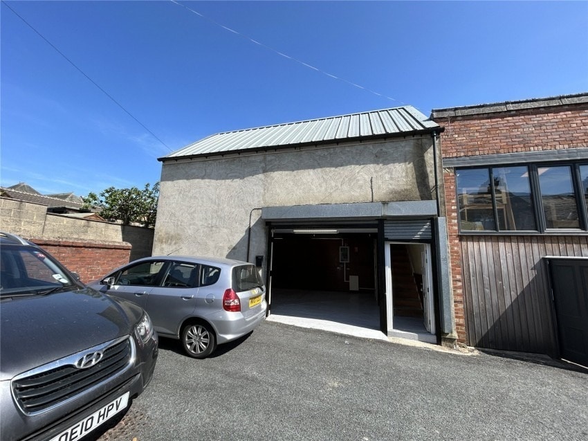 6A Back Regent Pl, Harrogate to rent Building Photo- Image 1 of 5