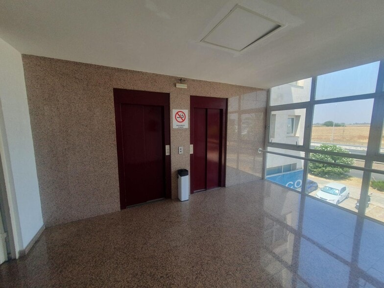Averroes, SEVILLA, Sevilla to rent - Building Photo - Image 3 of 17