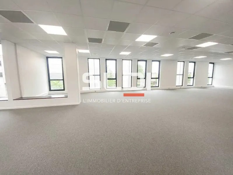 Rue Emile Decorps, Villeurbanne to rent Interior Photo- Image 1 of 8