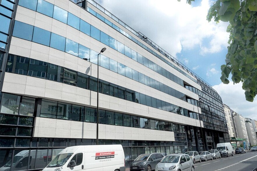 164-174 Rue Victor Hugo, Levallois-Perret to rent - Building Photo - Image 2 of 8