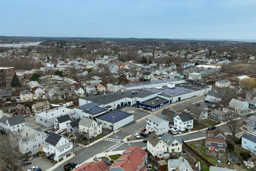 18 Sargent St, Gloucester, MA for rent - Aerial - Image 1 of 1