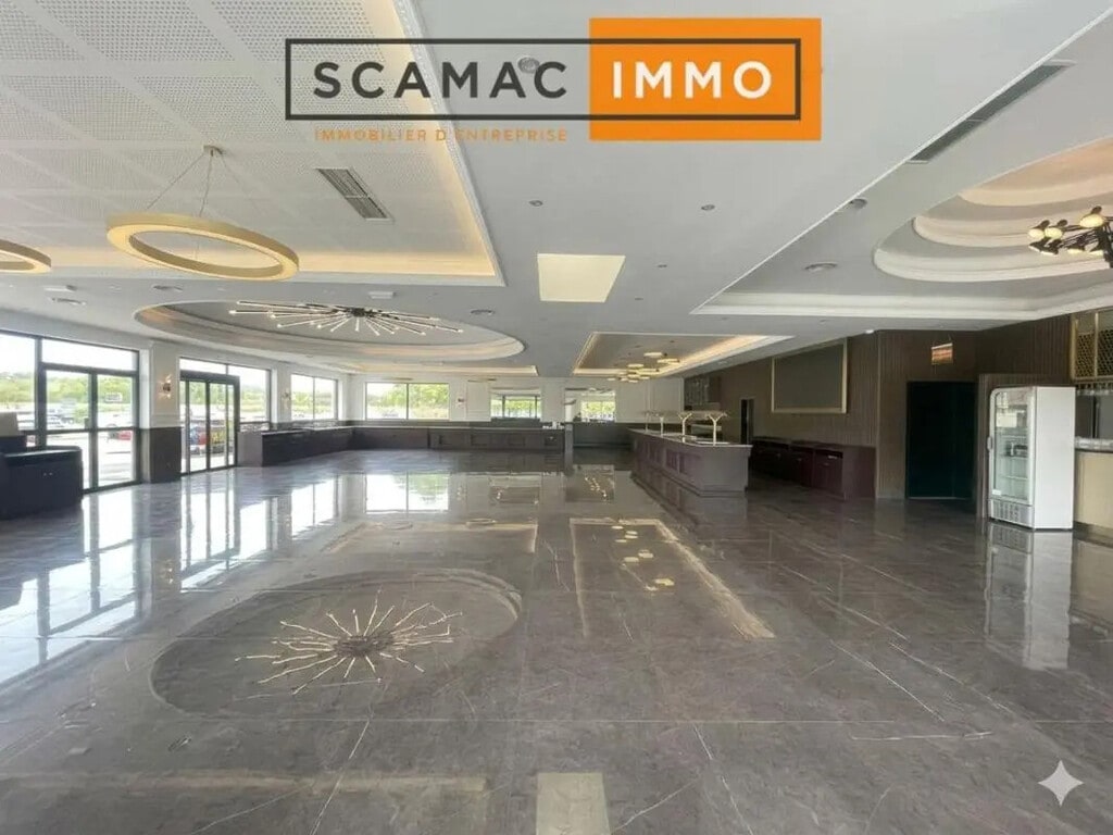 Location Entrepôt 300 m² - Photo 1