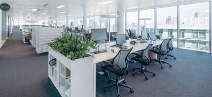 2 Leman St, London to rent Interior Photo- Image 2 of 2