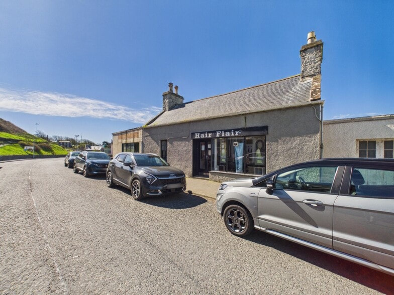 14-14A Main St, Newton Stewart for sale - Primary Photo - Image 1 of 9