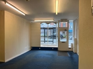 17-19 Station St, Saltburn By The Sea, RCC TS12 1AE - Unit 19 - - Interior Photo - Image 1 of 1
