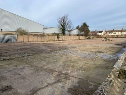 Manor Way, Rainham for sale - Primary Photo - Image 1 of 1