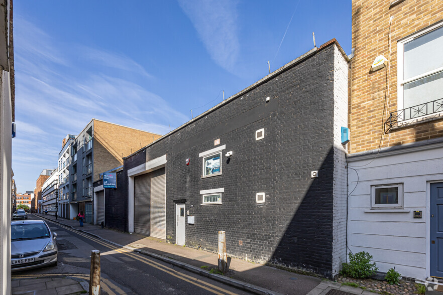 30 Bastwick St, London for sale - Building Photo - Image 3 of 16