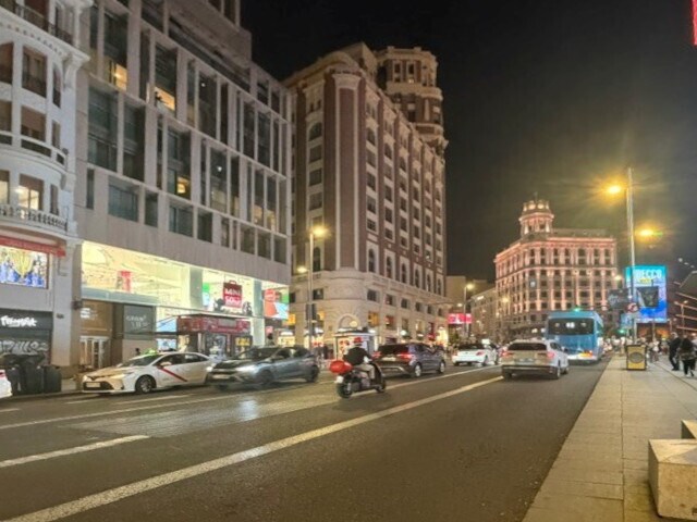 Retail in Madrid, Madrid to rent Building Photo- Image 1 of 1