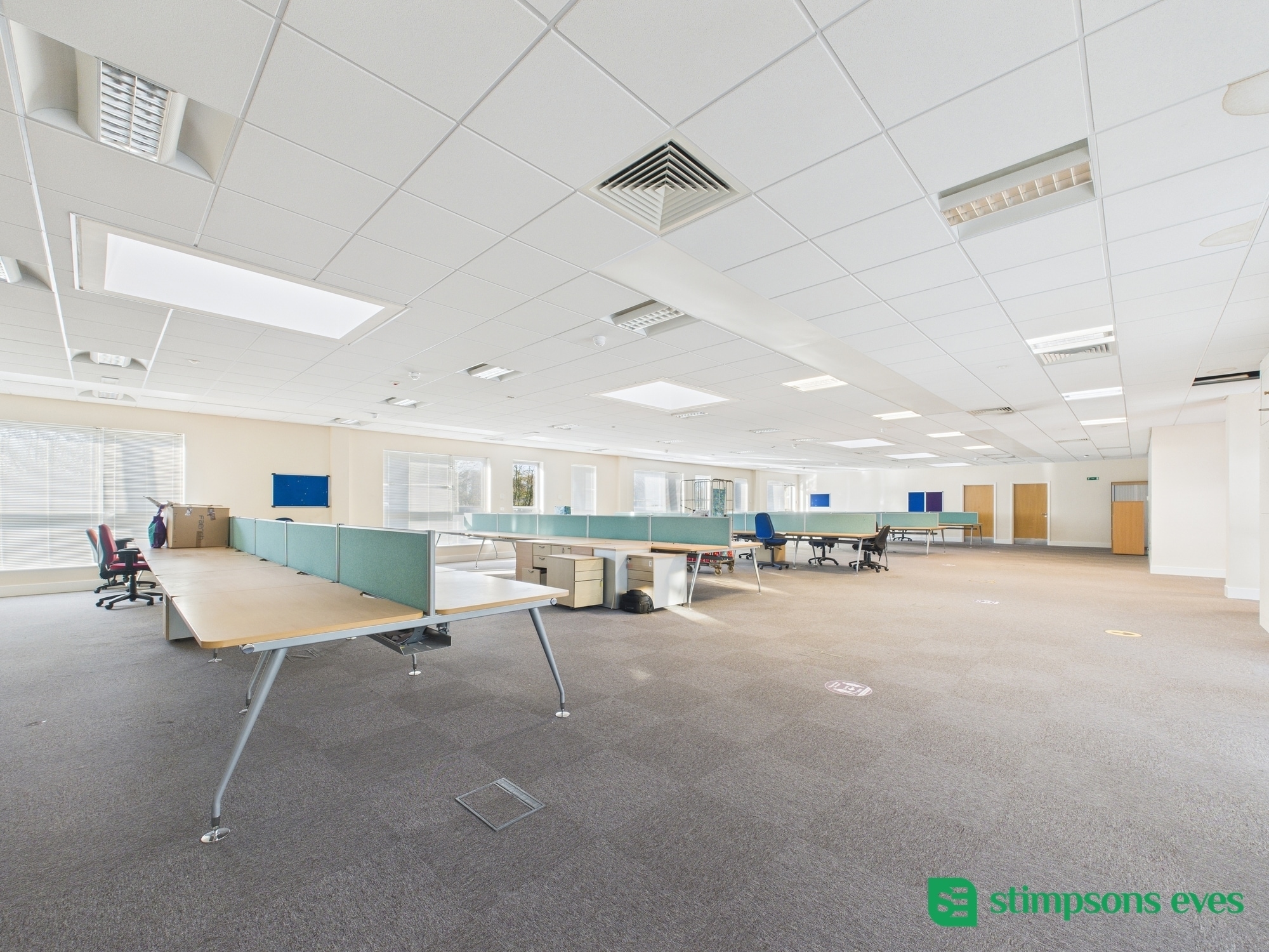 The Moakes, Luton to rent Building Photo- Image 1 of 12