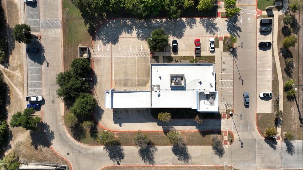 3200 E Whitestone Blvd, Cedar Park, TX for sale - Building Photo - Image 2 of 9