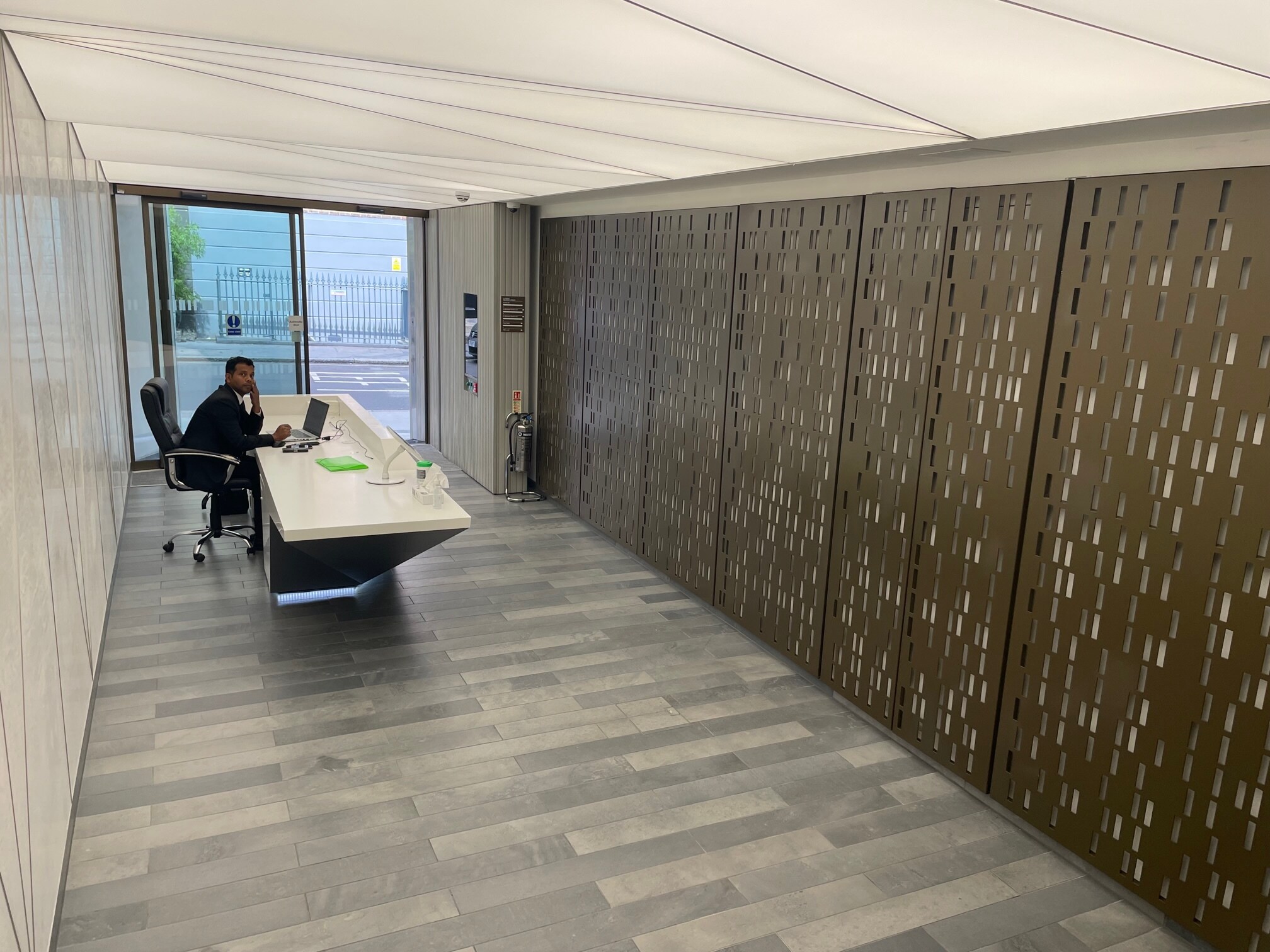 41 Great Pulteney St, London for sale Interior Photo- Image 1 of 1