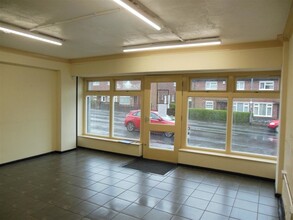 385 Dawlish Dr, Stoke On Trent for rent Interior Photo- Image 1 of 2