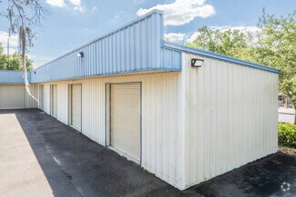 More details for 200 NE Commercial Cir, Keystone Heights, FL - Office, Industrial for Rent