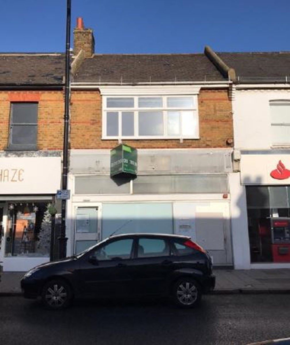 83 Broadway, Leigh On Sea for sale Building Photo- Image 1 of 1