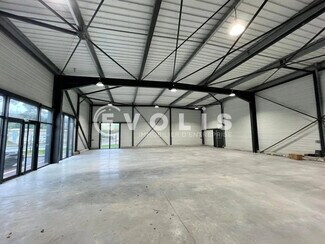 More details for Office, Light Industrial to Rent