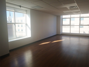 136-21 Roosevelt Ave, Flushing, NY 11354-5655, Flushing, NY for rent Building Photo- Image 2 of 9