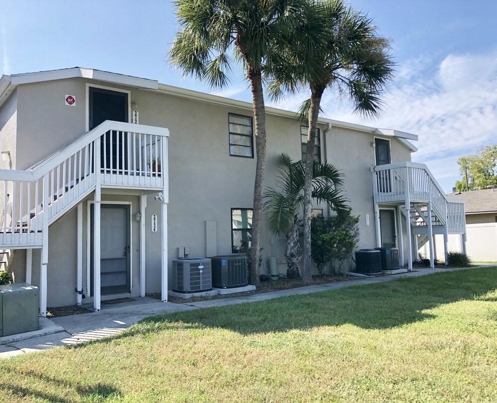 2722 49th Ave W, Bradenton, FL for sale Building Photo- Image 1 of 1