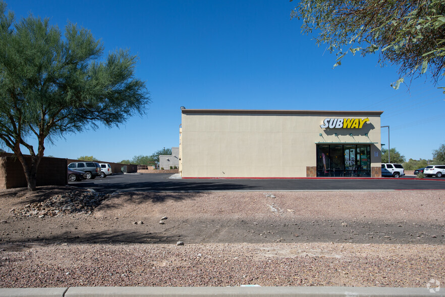 W Valencia Rd, Tucson, AZ for rent - Building Photo - Image 3 of 8