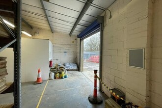 Haywood Way, Hastings to rent Interior Photo- Image 2 of 7