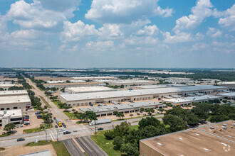 1201 W Carrier Pkwy, Grand Prairie, TX - aerial  map view - Image1