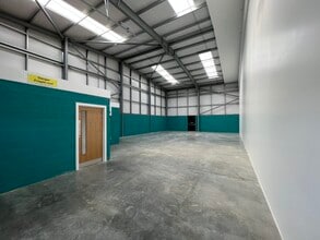 Hopclover Way, Ringwood to rent Interior Photo- Image 1 of 4