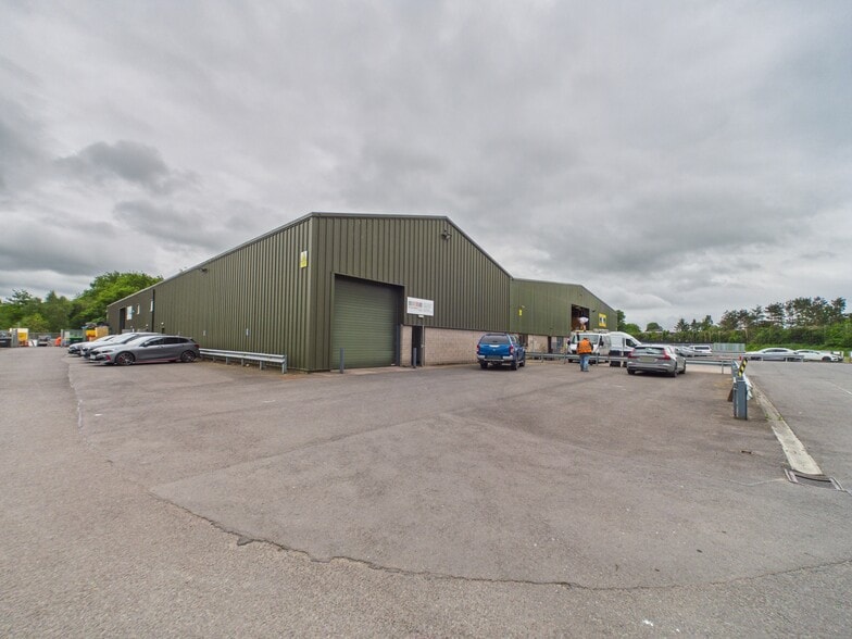 Catherinefield Rd, Dumfries to rent - Primary Photo - Image 1 of 8