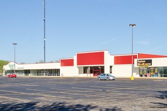 4311 E Lincolnway, Sterling, IL for sale Primary Photo- Image 1 of 1