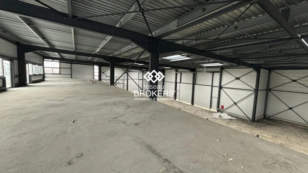 Vente Local d'activités 748 m² - Photo 1