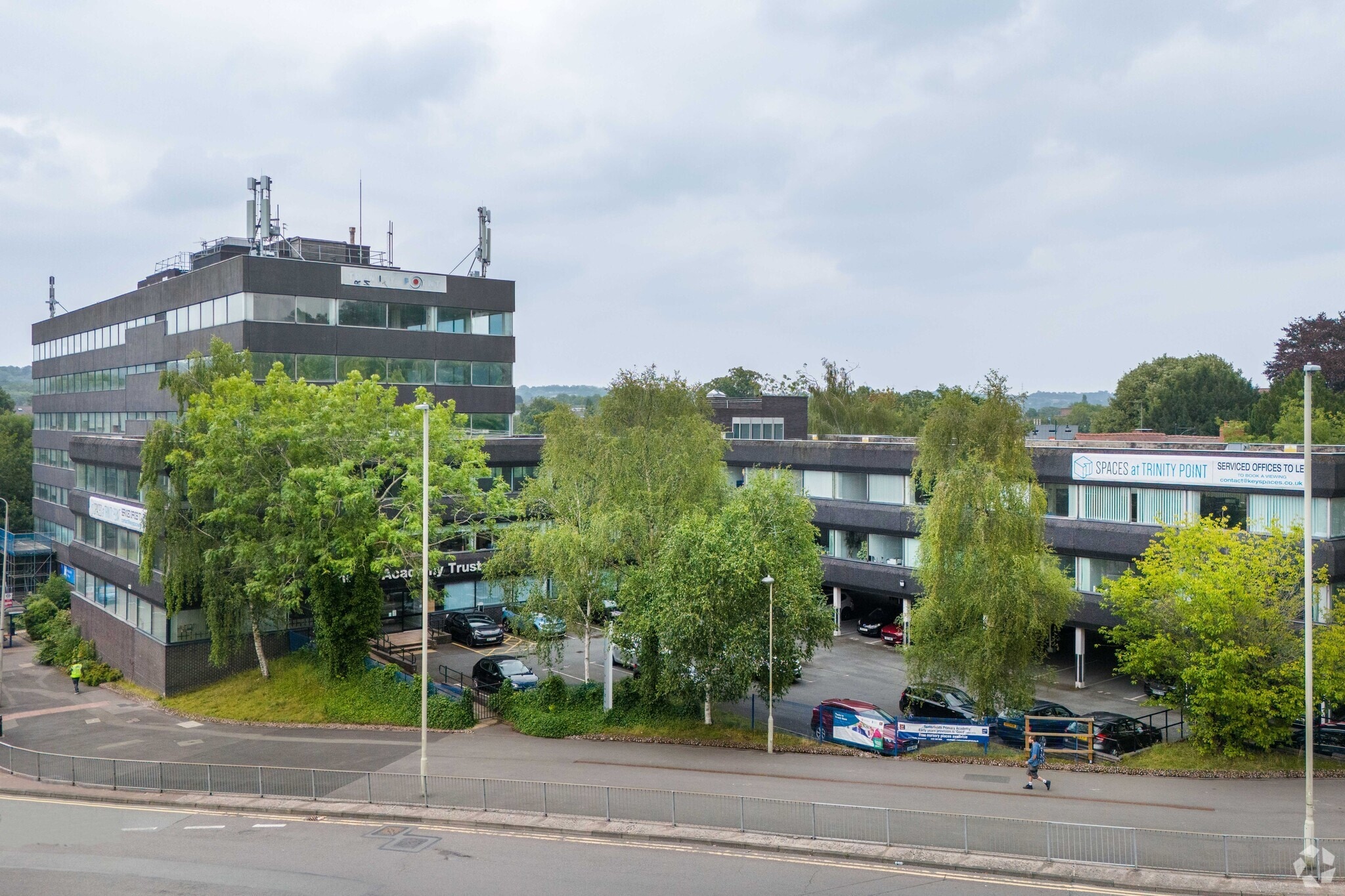 New Rd, Halesowen to rent Primary Photo- Image 1 of 14