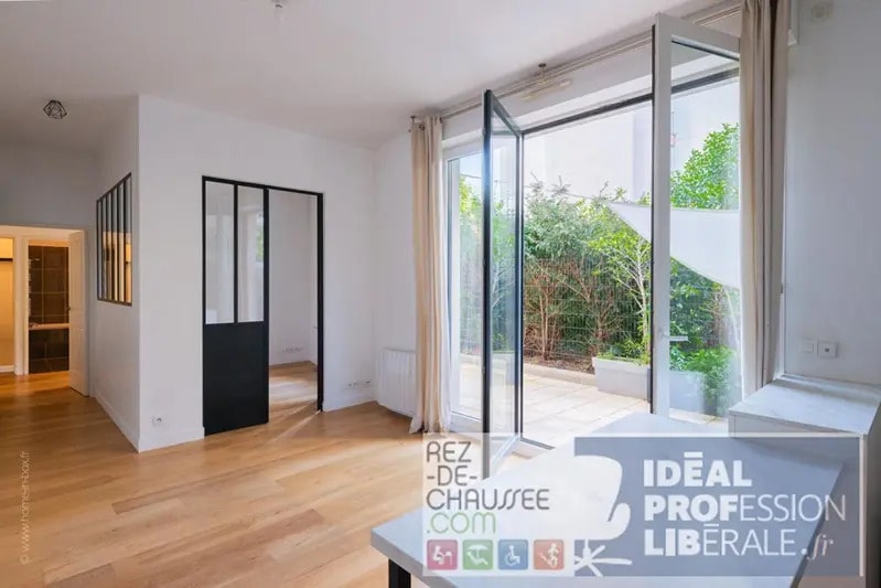 Office in Boulogne-Billancourt for sale Interior Photo- Image 1 of 9