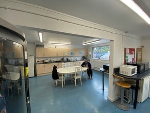 Stockport Rd E, Stockport to rent Interior Photo- Image 1 of 7